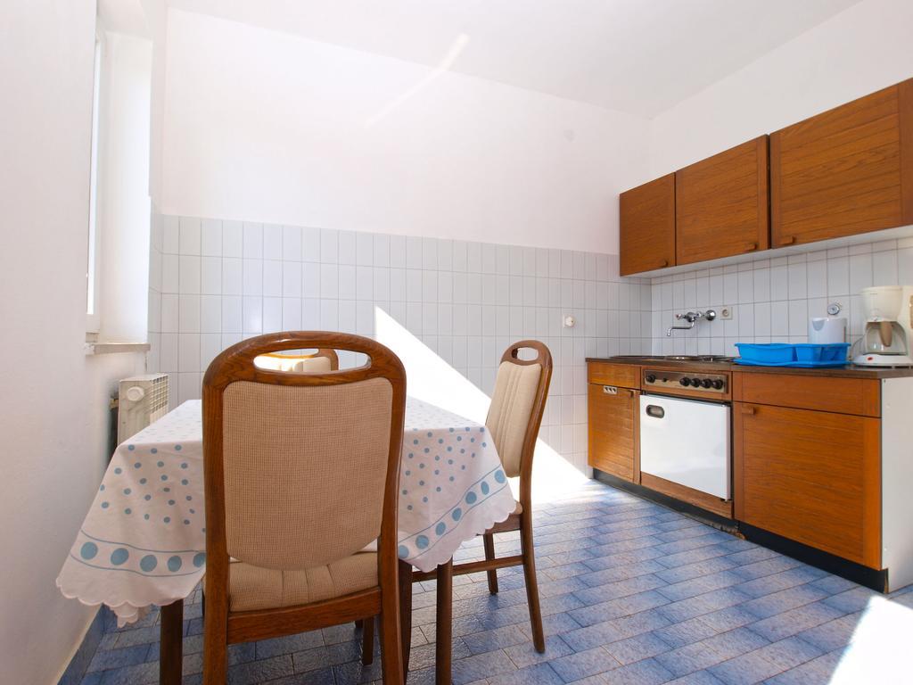 Apartments Zorka 1421 Pjescana Uvala Ngoại thất bức ảnh